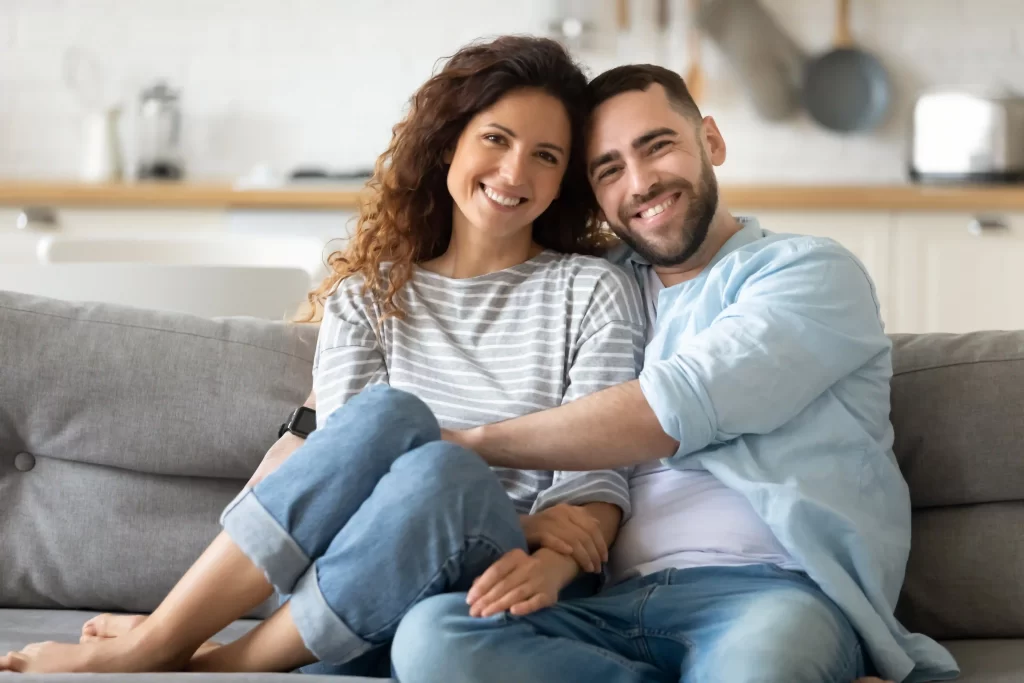 Couple living happily in free union