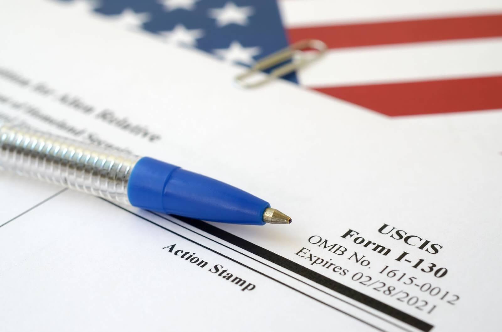 Ajuste de estatus Formulario I-130 – The Mendoza Law Firm