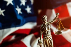 Visa U: ¿Es posible arreglar papeles si un hijo fue víctima de un delito?