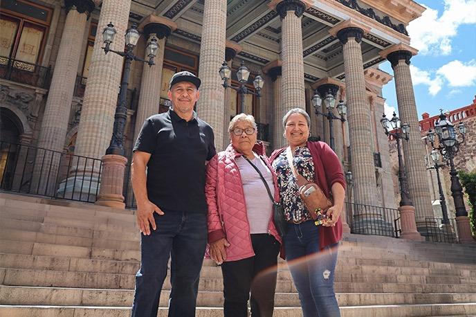 Permanent residency: more than an immigration status, it’s a key to reconnect with your loved ones